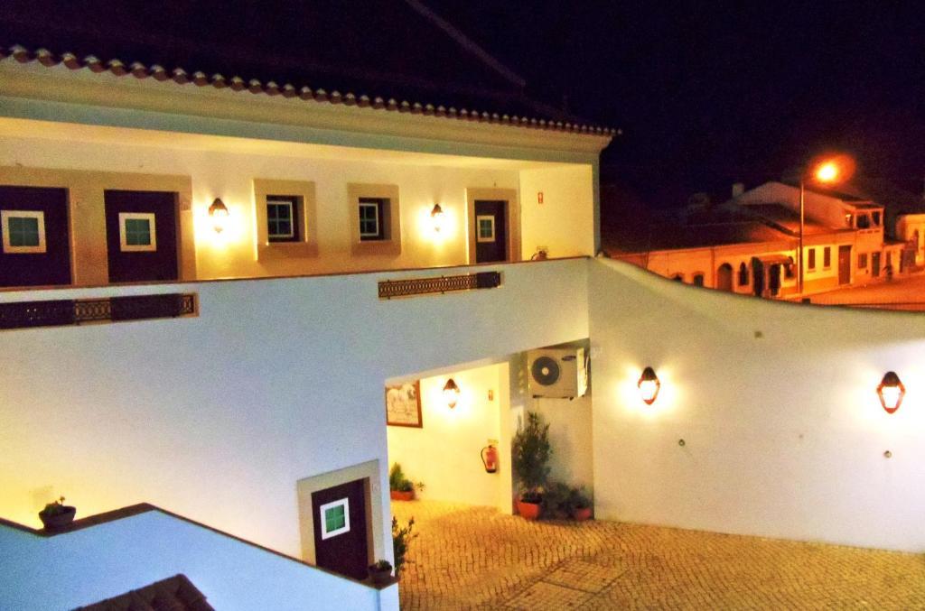 Casa Do Largo - Golega - Turismo De Habitacao Hotel Buitenkant foto