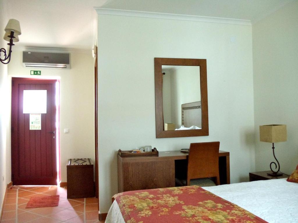 Casa Do Largo - Golega - Turismo De Habitacao Hotel Kamer foto