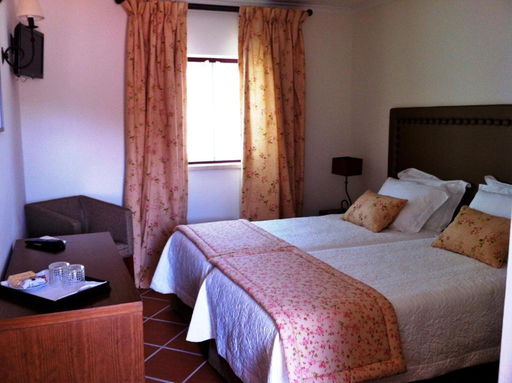 Casa Do Largo - Golega - Turismo De Habitacao Hotel Kamer foto