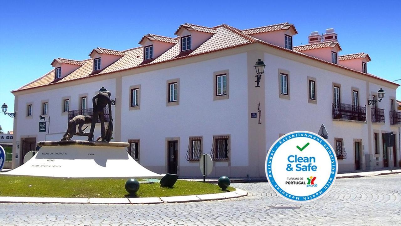 Casa Do Largo - Golega - Turismo De Habitacao Hotel Buitenkant foto